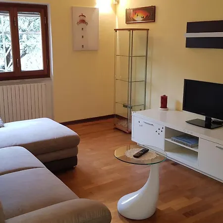 Tra Gli Ulivi Apartment
